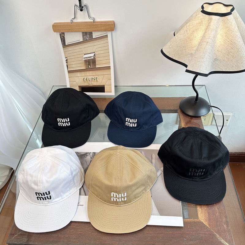 Miumiu cap dx47